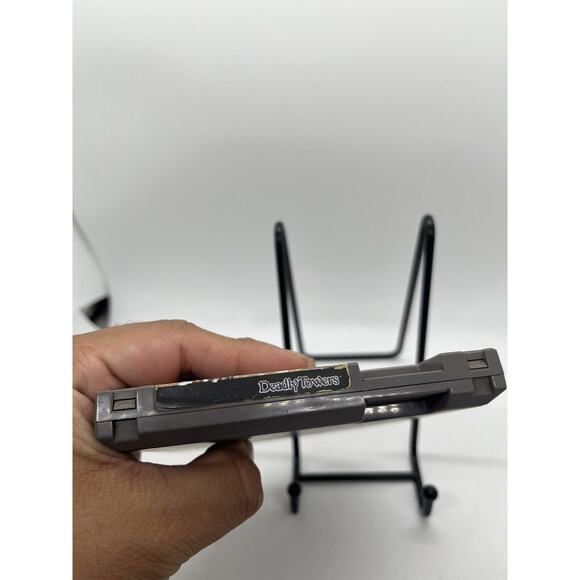 Deadly Towers -- NES Nintendo Original Classic Authentic RPG Game Working Tested - Picture 2 of 5